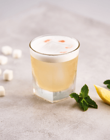 Cocktail «Mint Sour»